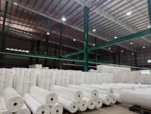PP non-woven fabric in roll